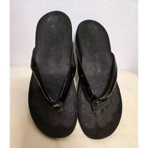 Ladies Vionic Black Davina Flip Flops With Patent Leather Straps Size 8.5